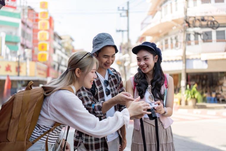 Portraits of Daily Life: Respectful Ways to Capture Local Faces While Exploring