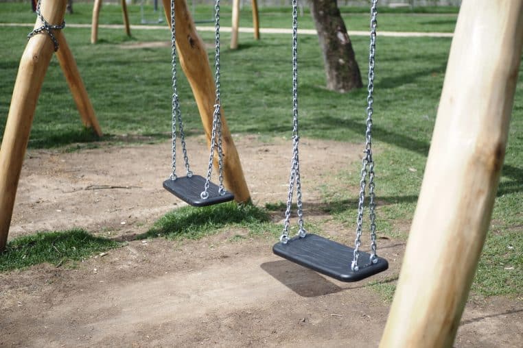 What Every Family Should Know About Preventing Kids&rsquo; Playground Falls